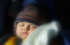 Uyku çocukların yaşamında önemli bir rol oynar.